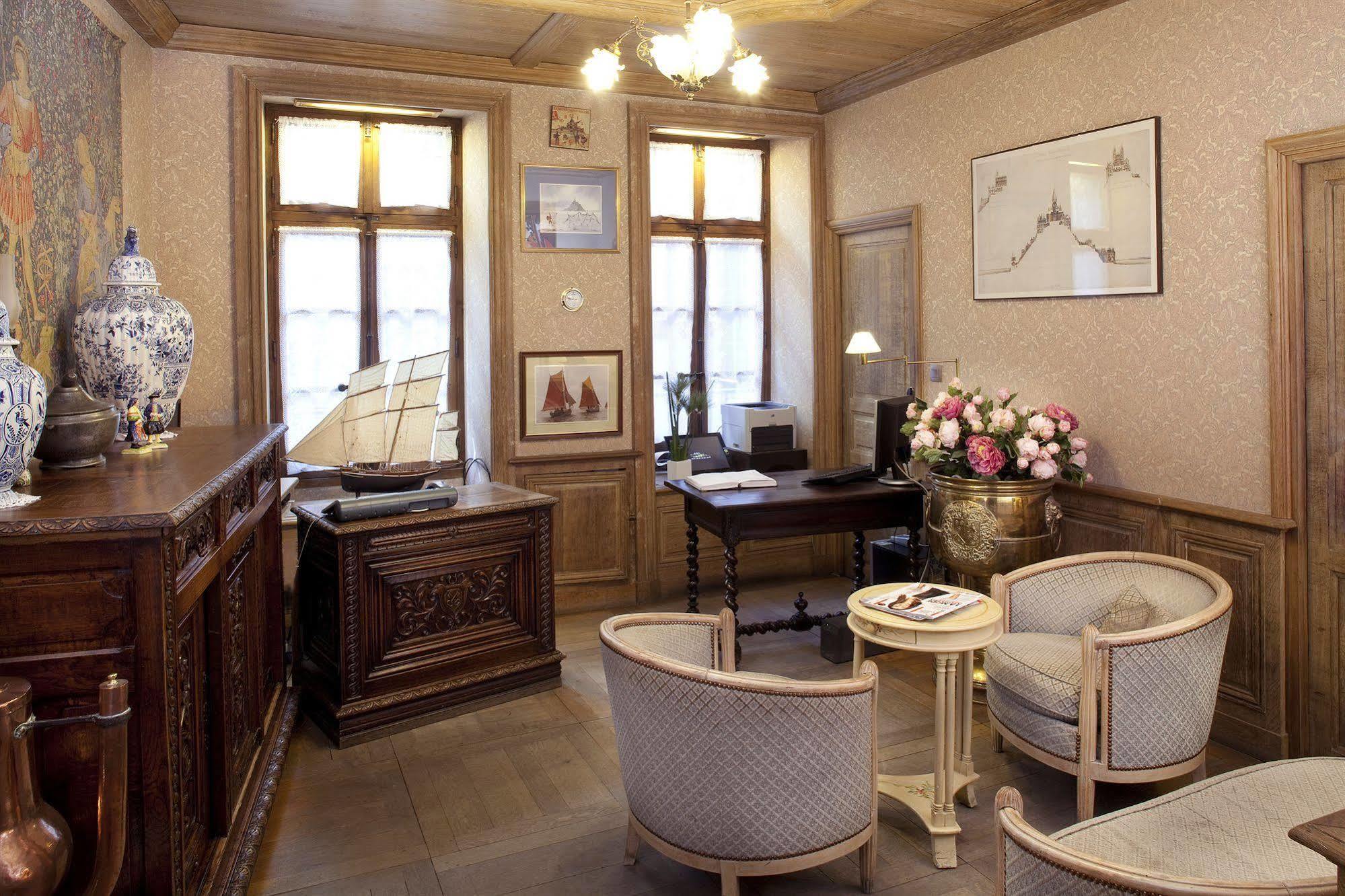 Auberge Saint Pierre Mont-Saint-Michel Екстериор снимка