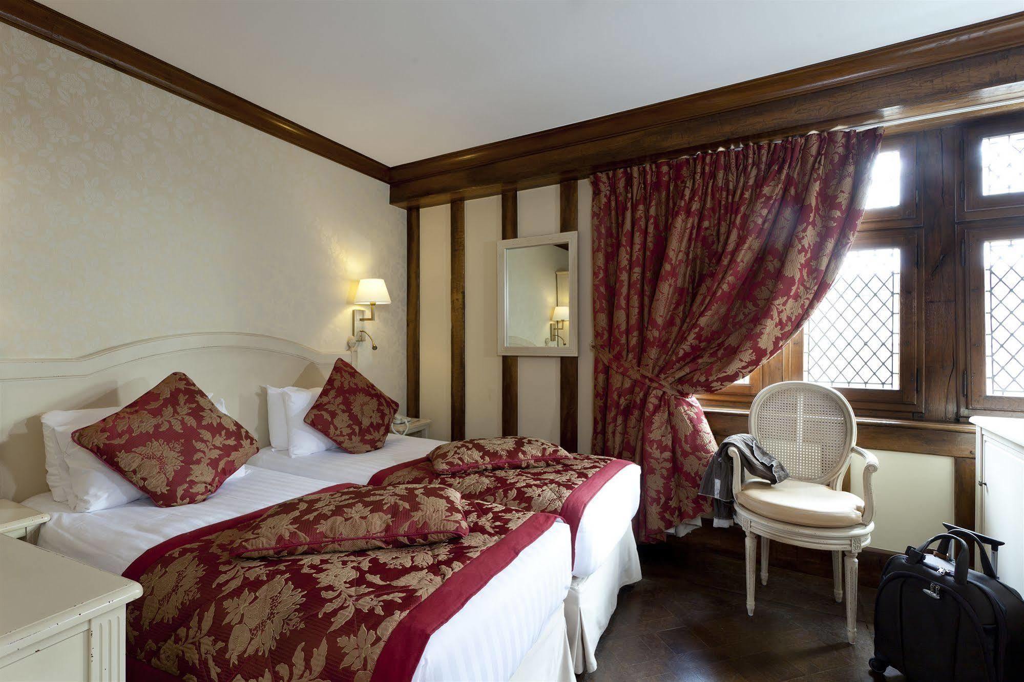 Auberge Saint Pierre Mont-Saint-Michel Екстериор снимка